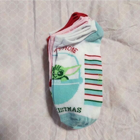 Nwt Christmas Star Wars Mandalorian Baby Socks Bundle, one size - Picture 6 of 12